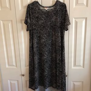 Lularoe Carly Dress Black Tie Die Geo Print Large